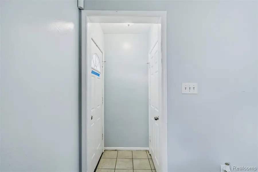 18110 Snowden, Detroit, MI 48235 - #2