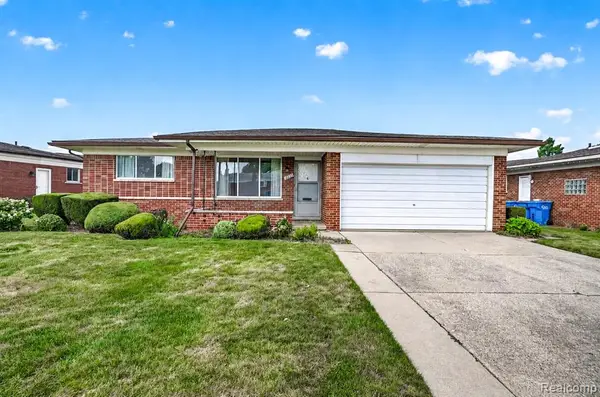 32341 Dover, Warren, MI 48088