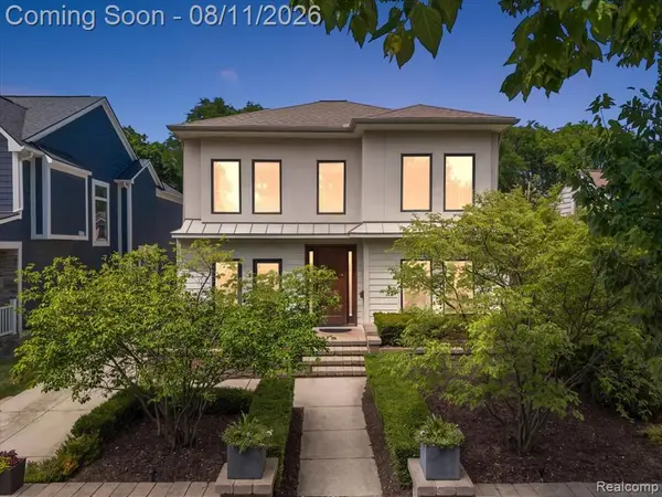 559 Bennaville, Birmingham, MI 48009