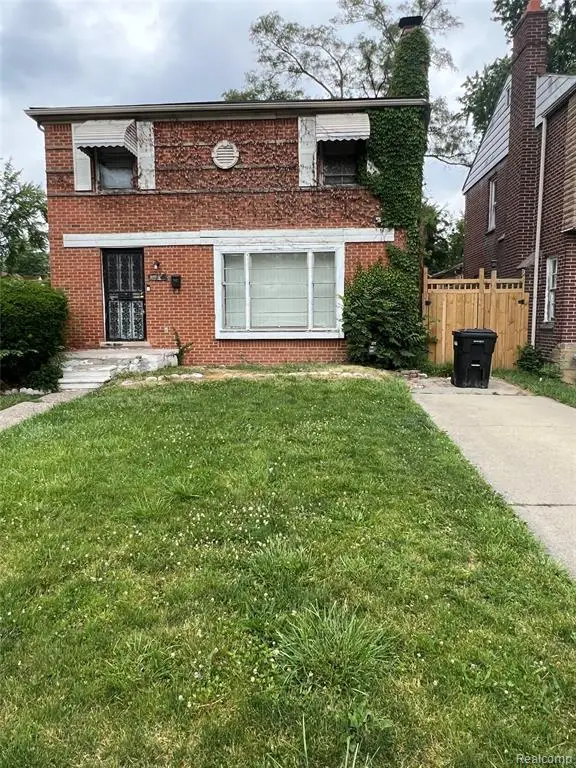 10526 W Outer, Detroit, MI 48223
