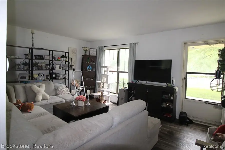 48632 Sugarbush #6, New Baltimore, MI 48047 - #3