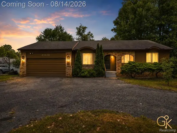 23434 Haynes, Farmington, MI 48336