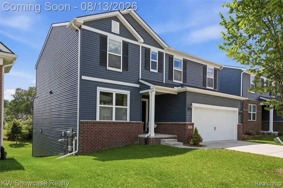 1592 Beachwood, Walled Lake, MI 48390 - #2