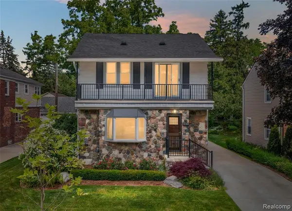 10504 Borgman, Huntington Woods, MI 48070