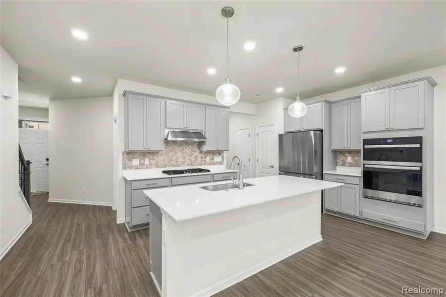 208 Addison, Walled Lake, MI 48390 - #3