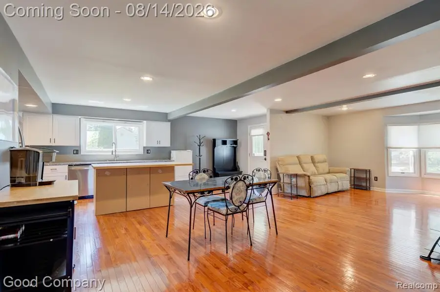 21198 Cass, Farmington, MI 48335 - #2