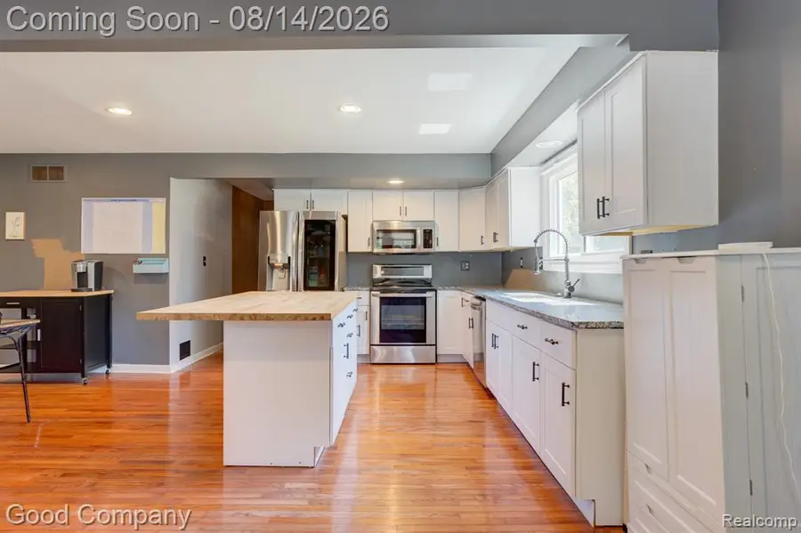 21198 Cass, Farmington, MI 48335 - #3