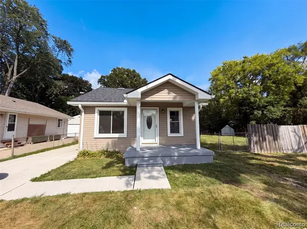 21420 Jefferson, Farmington, MI 48336