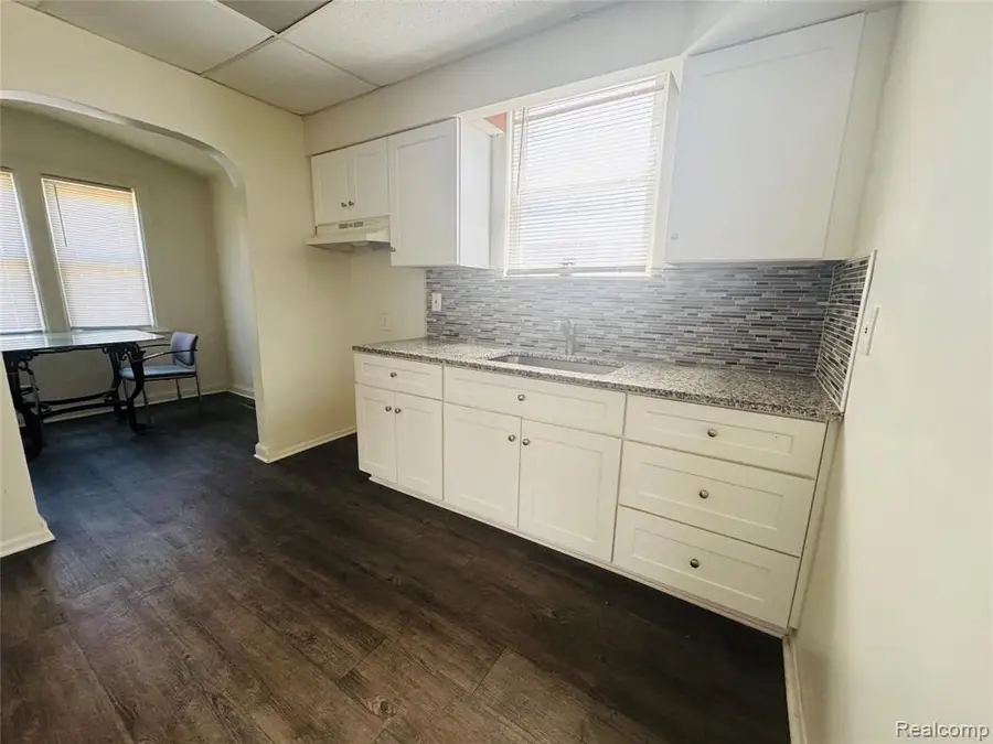 15820 Wisconsin, Detroit, MI 48238 - #3