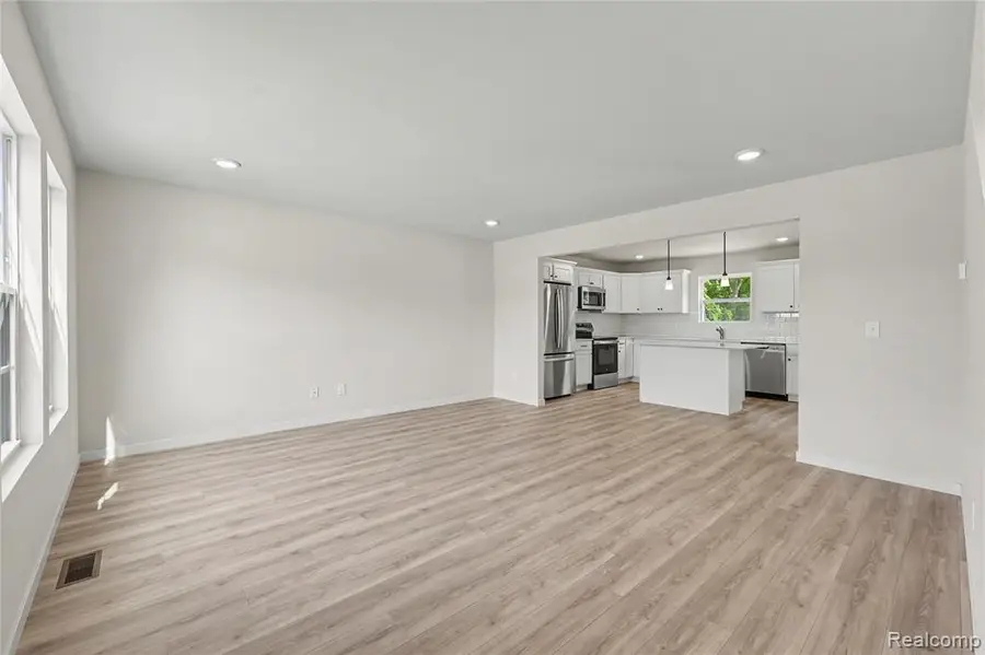 241 Wildflower, Hillsdale, MI  - #3