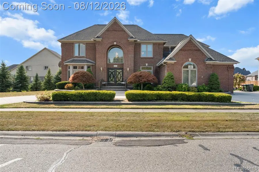 49501 Sandra, Shelby, MI 48315 - #2