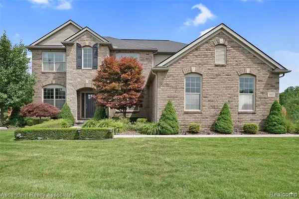 915 Appleton, Oakland, MI 48363
