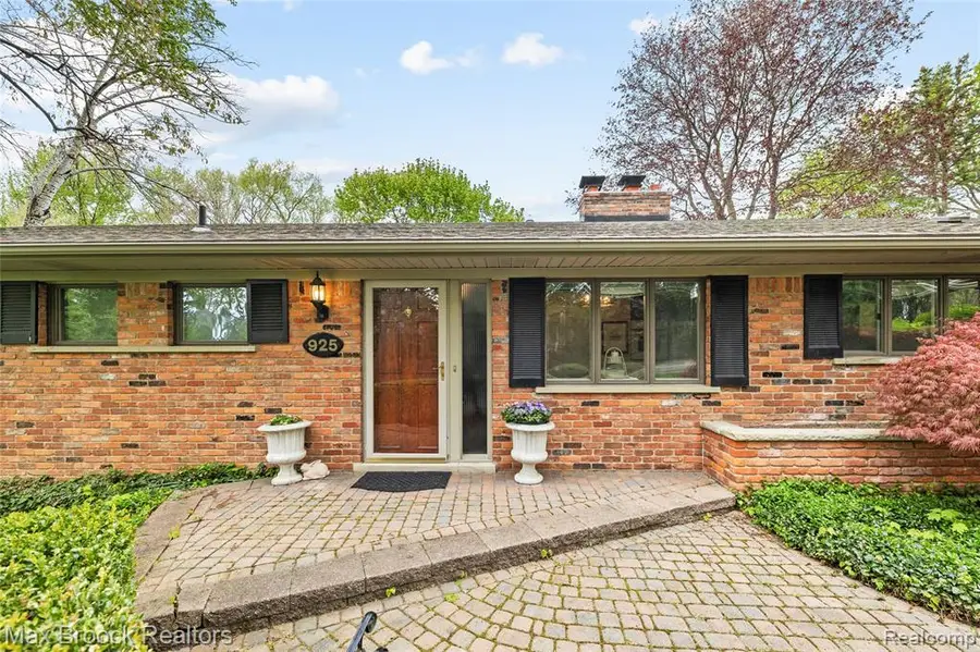 925 Westview, Bloomfield Hills, MI 48304 - #2