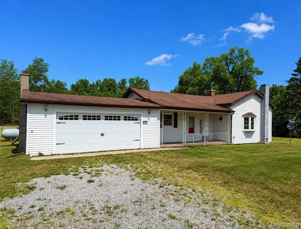 2402 Mertz, Caro, MI 48723
