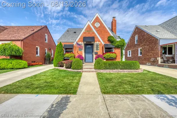 2320 Fort Park, Lincoln Park, MI 48146