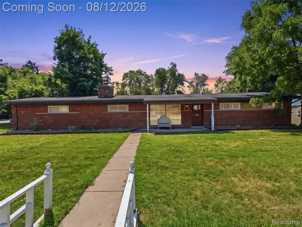 1640 Beverly, Walled Lake, MI 48390