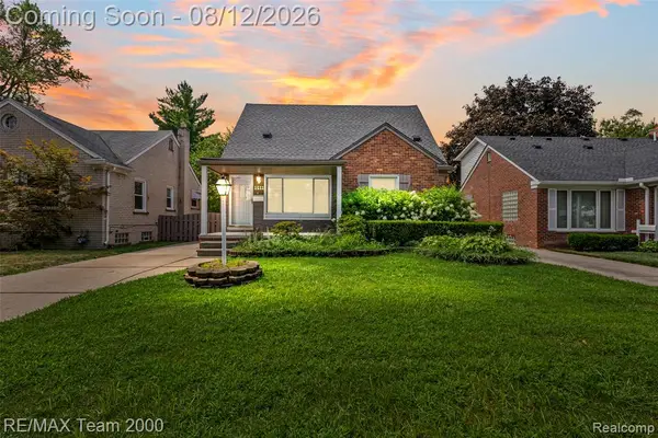1511 N Silvery, Dearborn, MI 48128