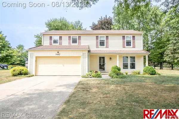 34682 Bunker Hill, Farmington, MI 48331