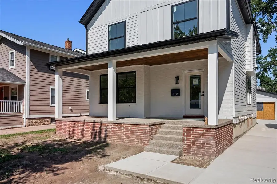 1587 S Bates, Birmingham, MI 48009 - #2