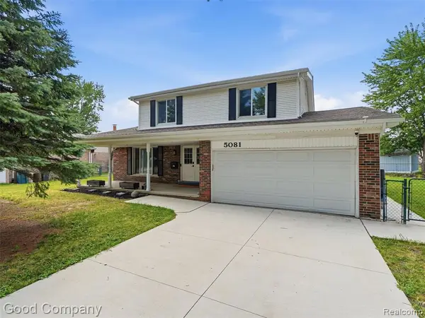 5081 Abington, Troy, MI 48085