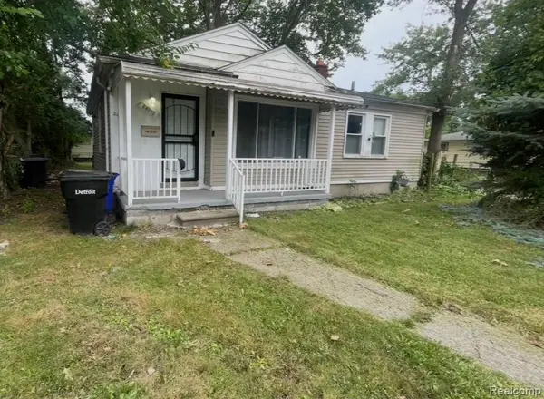 24055 Florence, Detroit, MI 48219