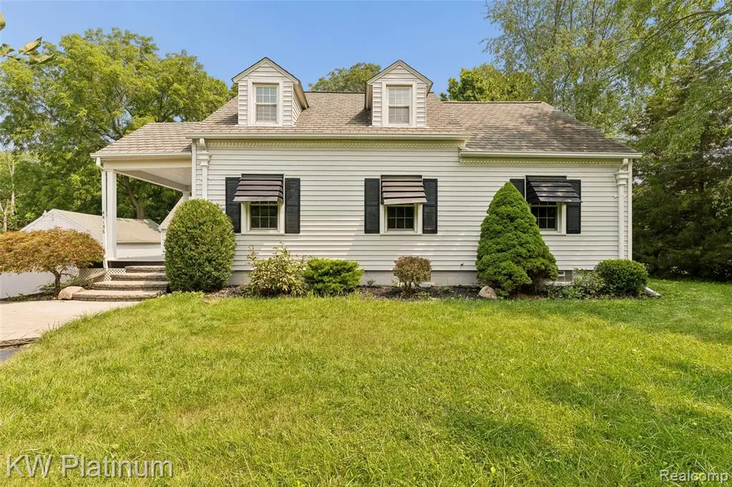 44156 Elizabeth, Clinton Township, MI 48036 - #1