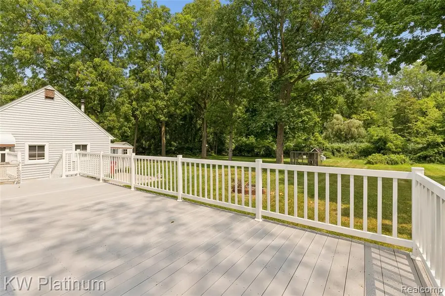44156 Elizabeth, Clinton Township, MI 48036 - #3
