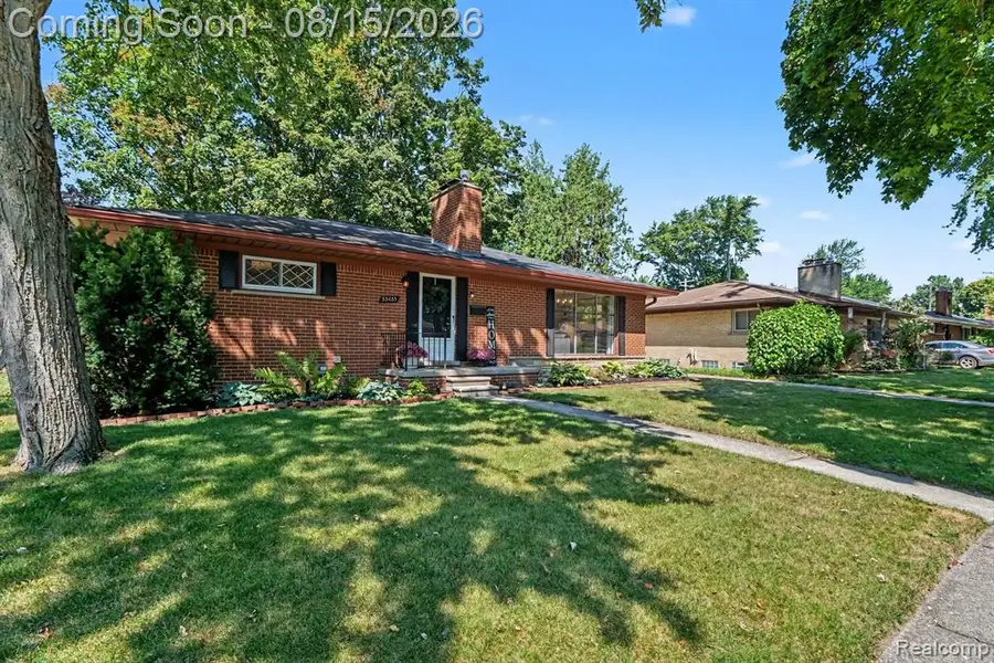 33633 Michele, Livonia, MI 48150 - #3