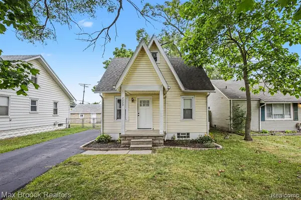 2229 Rosemary, Waterford, MI 48328