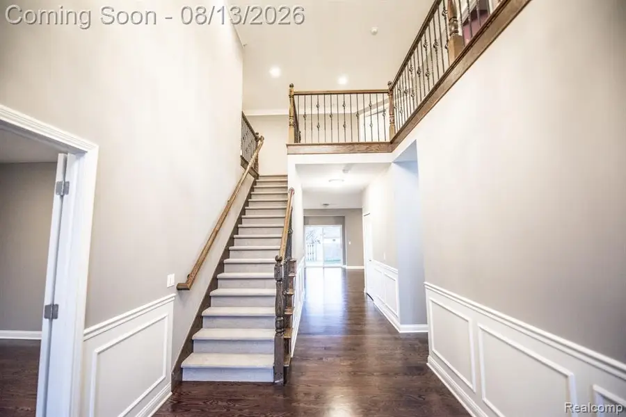 72 Arthur, Troy, MI 48083 - #2