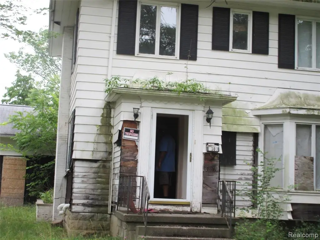 1001 Copeman, Flint, MI 48504 - #1