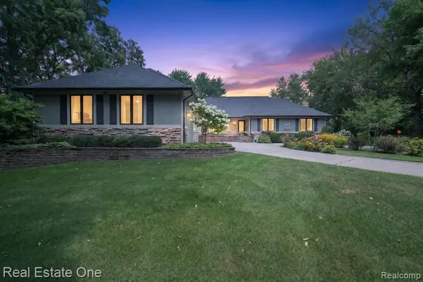 8690 Maxi, Davisburg, MI 48350
