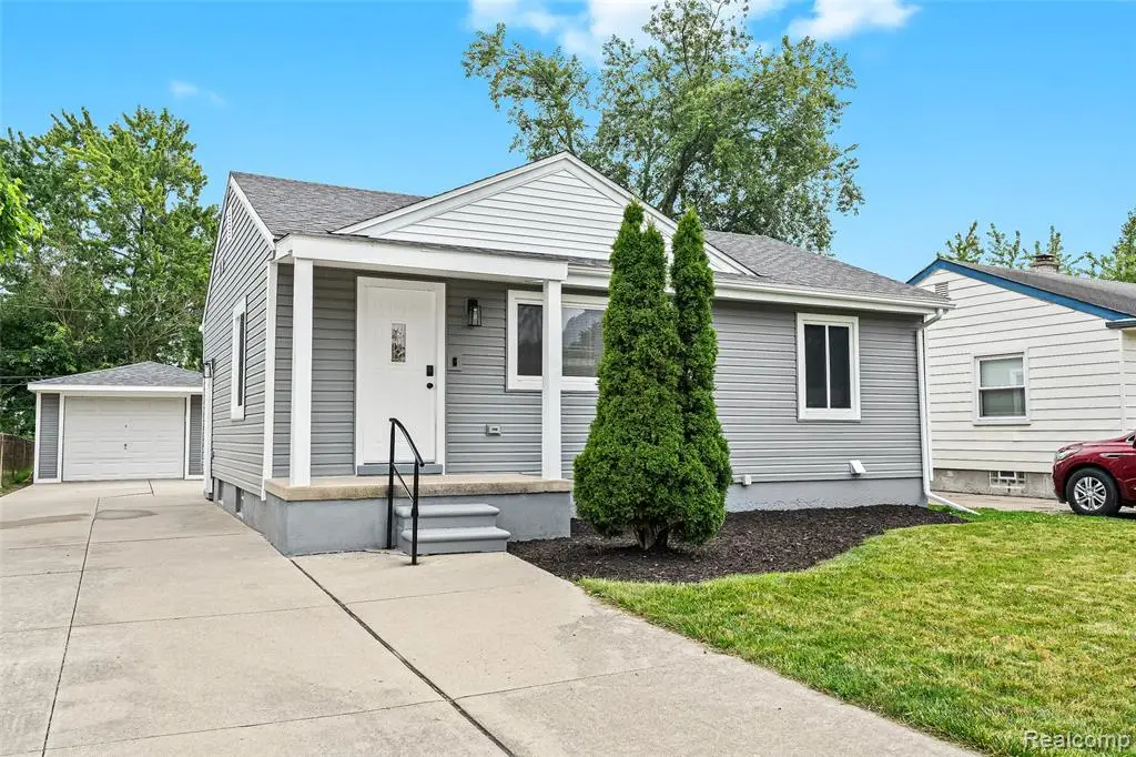 28459 Rosslyn, Garden City, MI 48135 - #1