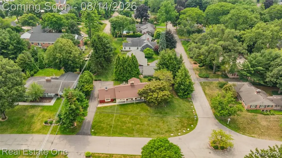 Vac Orchard, Bloomfield Hills, MI 48301 - #2
