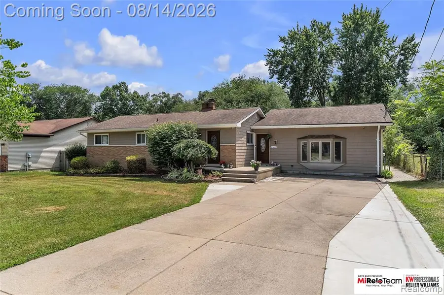 8300 Pacton, Utica, MI 48317 - #2