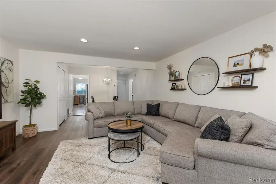 31444 Orchard, Farmington Hills, MI 48334 - #3