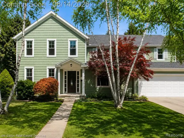 16845 Maumee, Grosse Pointe, MI 48230