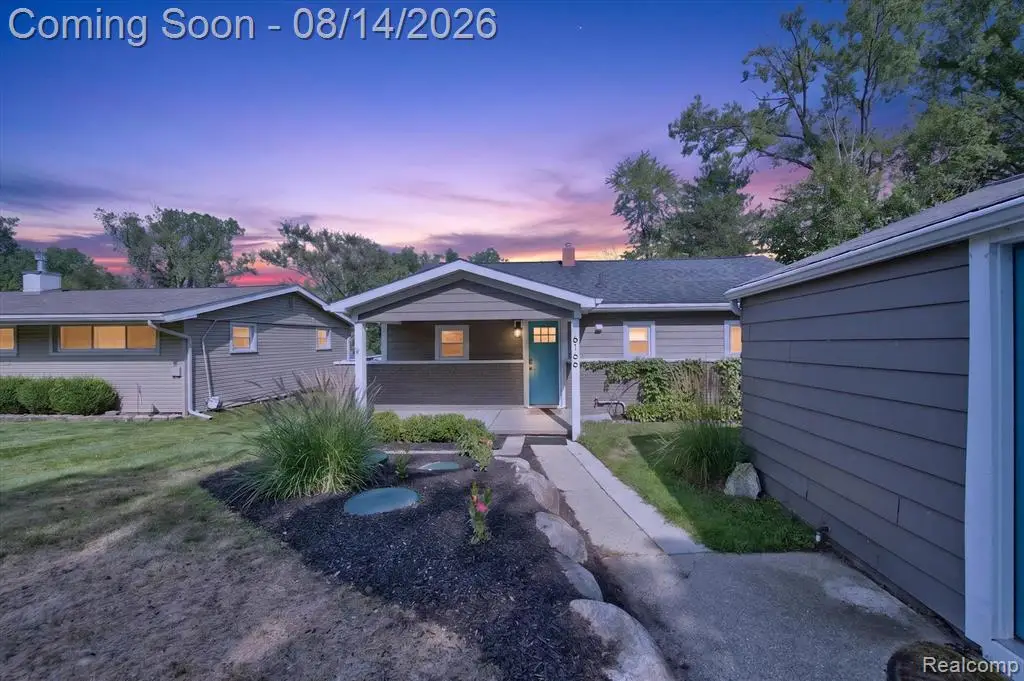 6166 Borowy, Commerce Township, MI 48382 - #1
