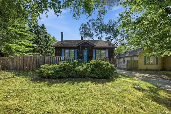 21946 Hayes, Eastpointe, MI 48021