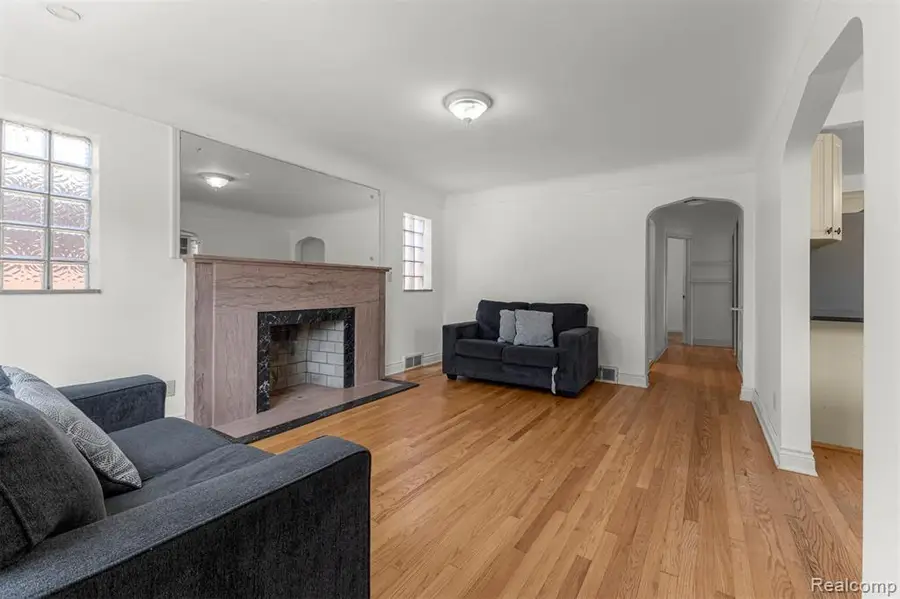 450 N Denwood, Dearborn, MI 48128 - #3