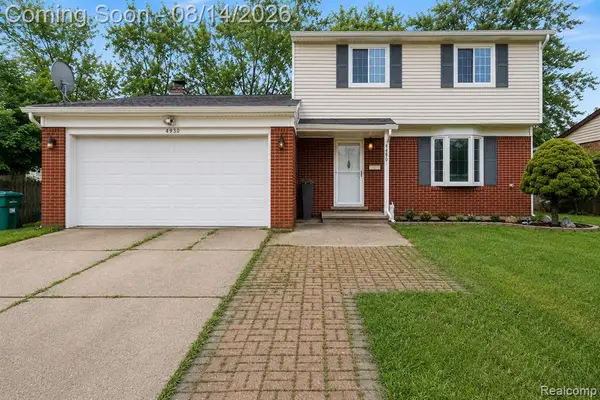 654 Manchester, Madison Heights, MI 48071