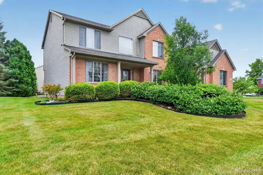 58767 Hunters, South Lyon, MI 48178 - #2