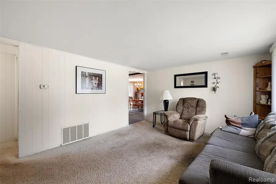 1790 Scheifle, Walled Lake, MI 48390 - #2