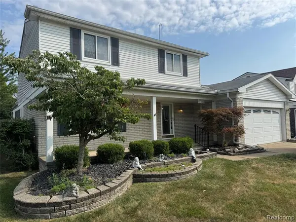 42714 Castle, Canton, MI 48188