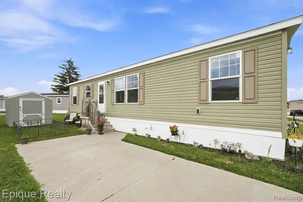 15915 Marentette, Clinton Township, MI 48038