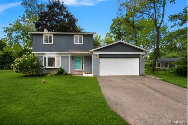 4256 Highland, West Bloomfield, MI 48323
