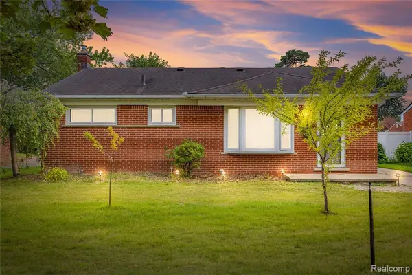 28923 Westfield, Livonia, MI 48150