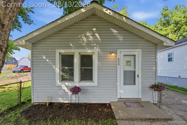 808 Corwin, Pontiac, MI 48340