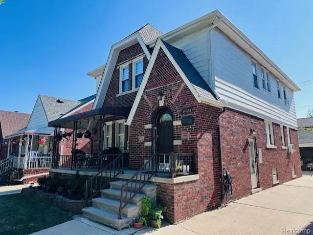 4592 Helen St, Dearborn, MI 48126 - #2