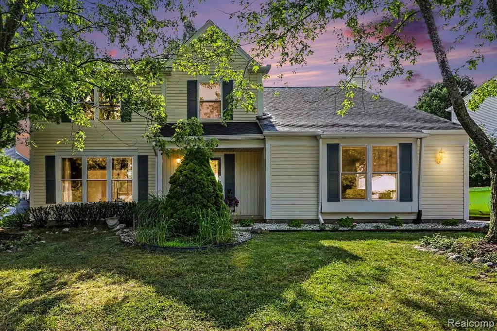 1809 Poppleton, West Bloomfield, MI 48324 - #1